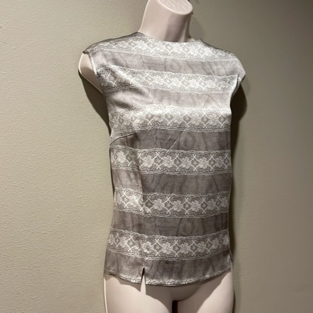 Valentino Sleeveless top 16